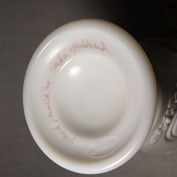 Vintage Fenton Milk Glass Hand Painted Candy Dish With Lid Signed Frieda Hubbard - Picture 7 of 9